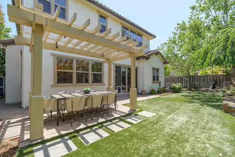 10 Audubon Way, Novato, CA 94949