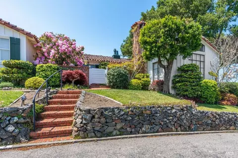 4 Cloud View Cir, Sausalito, CA 94965