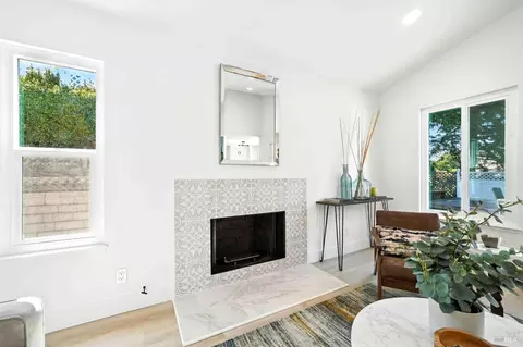 Living - 120 Seawind Dr, Vallejo, CA 94590 photo 2 of 2