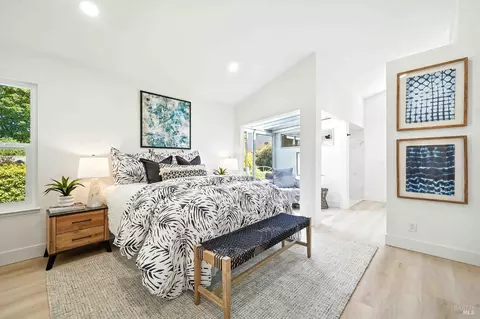 Bedroom - 120 Seawind Dr, Vallejo, CA 94590 photo 1 of 4