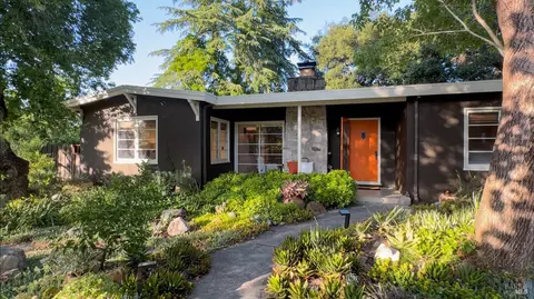 19109 Orange Ave, Sonoma, CA 95476