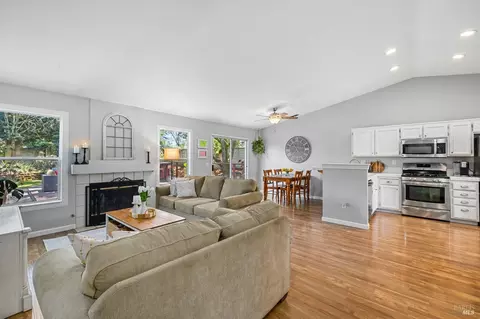 Other - 410 Valley Oak Ct, Windsor, CA 95492 photo 1 of 6