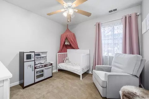 Bedroom - 410 Valley Oak Ct, Windsor, CA 95492 photo 2 of 2