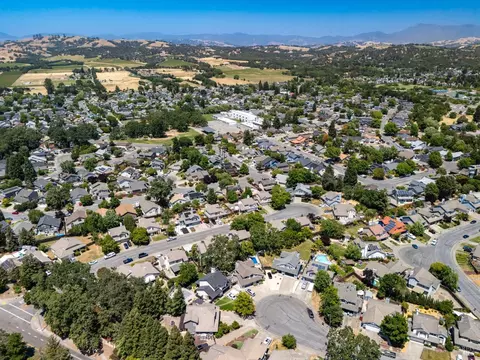 View/Area - 410 Valley Oak Ct, Windsor, CA 95492 photo 1 of 1