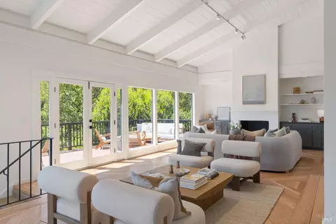 90 George Ln, Sausalito, CA 94965