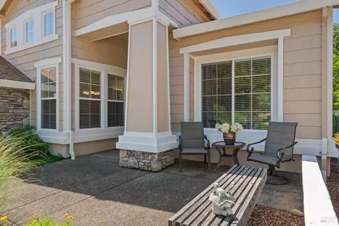 429 Sonoma Dr, Cloverdale, CA 95425 photo 4