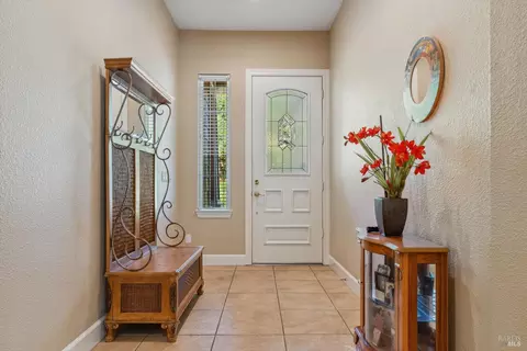 429 Sonoma Dr, Cloverdale, CA 95425 photo 5