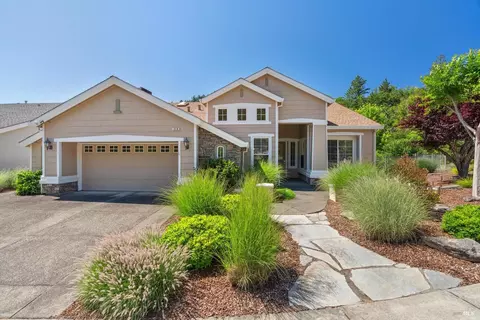 429 Sonoma Dr, Cloverdale, CA 95425 photo 3