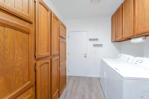 830 Malaga Dr, Ukiah, CA 95482 photo 11