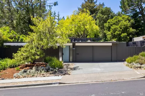 1317 Idylberry Rd, San Rafael, CA 94903
