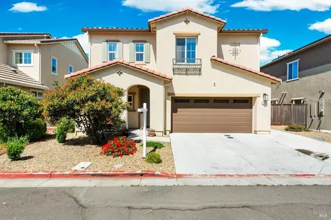 1080 St Olaf Ct, Dixon, CA 95620