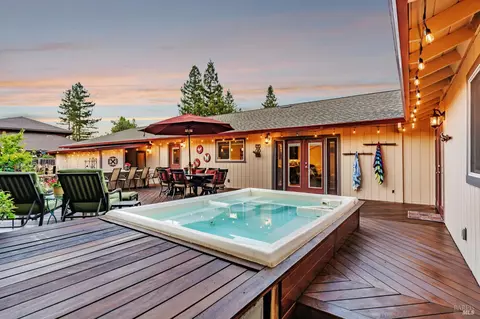 Exterior - 6139 Lockwood Dr, Windsor, CA 95492 photo 11 of 46