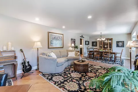 Living - 6139 Lockwood Dr, Windsor, CA 95492 photo 1 of 3