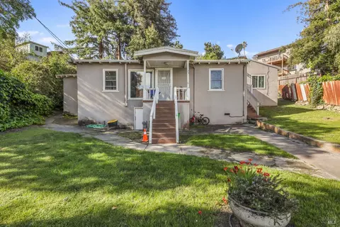 25 Redding Pl, Oakland, CA 94619