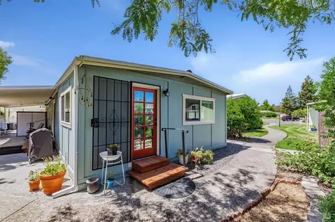 59 Circulo Puerto, Rohnert Park, CA 94928