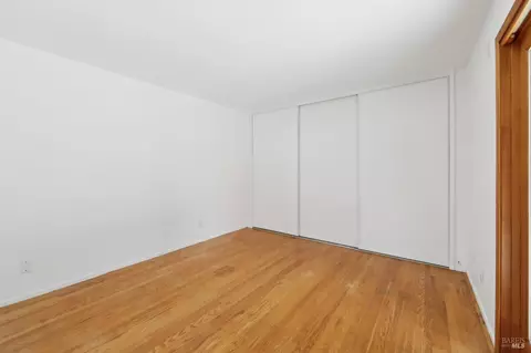 Bedroom - 888 Greenway Dr, Martinez, CA 94553 photo 5 of 7