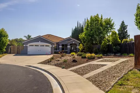 1024 Feather River Ct, Vacaville, CA 95688