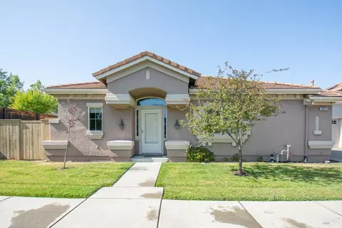 2012 Brustlin Ct, Vacaville, CA 95688