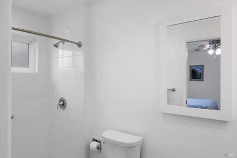 Bath - 3524 Cascade St, Napa, CA 94558 photo 4 of 6