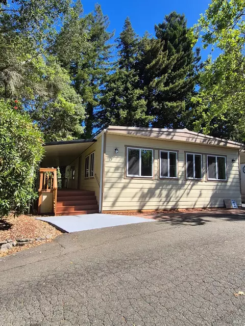 3230 Saint Martin Way, Sebastopol, CA 95472