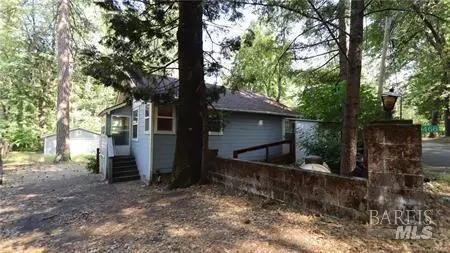 10466 Redwood Rd, Loch Lomond, CA 95461