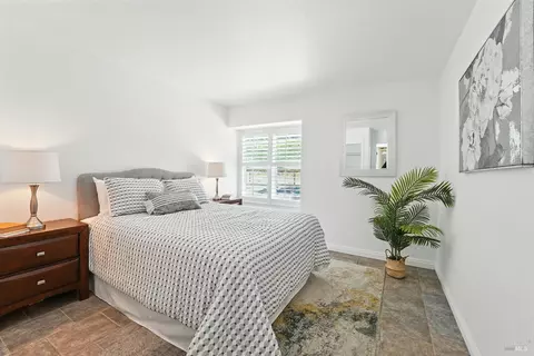 Bedroom - 8704 Cypress Ave, Cotati, CA 94931 photo 1 of 5