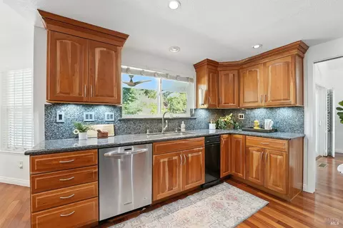 Kitchen - 8704 Cypress Ave, Cotati, CA 94931 photo 2 of 3