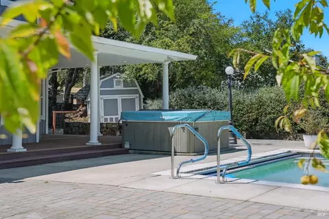 Exterior - 8704 Cypress Ave, Cotati, CA 94931 photo 10 of 16