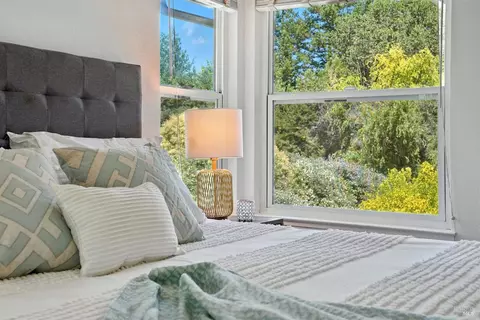 Bedroom - 8704 Cypress Ave, Cotati, CA 94931 photo 3 of 5