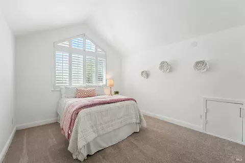 Bedroom - 8704 Cypress Ave, Cotati, CA 94931 photo 2 of 5