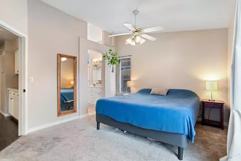 Bedroom - 1735 Marenda Dr, Dixon, CA 95620 photo 4 of 4
