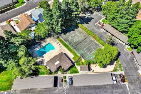 652 Arcadia Dr, Vacaville, CA 95687 photo 37
