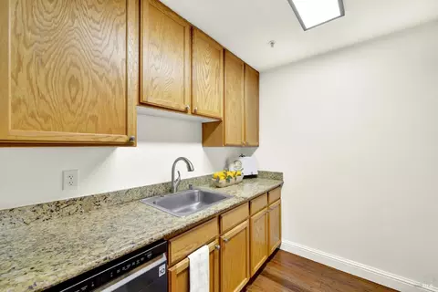 652 Arcadia Dr, Vacaville, CA 95687 photo 14
