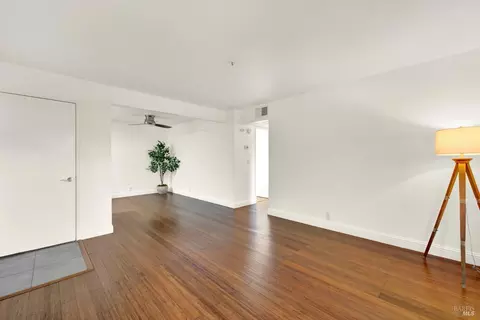 652 Arcadia Dr, Vacaville, CA 95687 photo 6