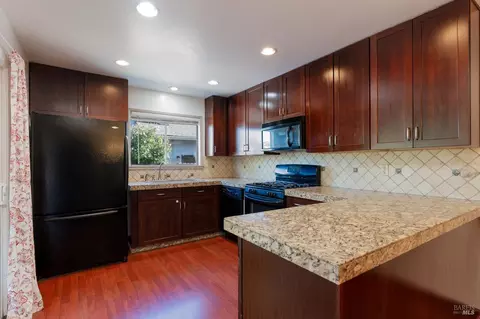 425 Washo Dr, Ukiah, CA 95482 photo 6