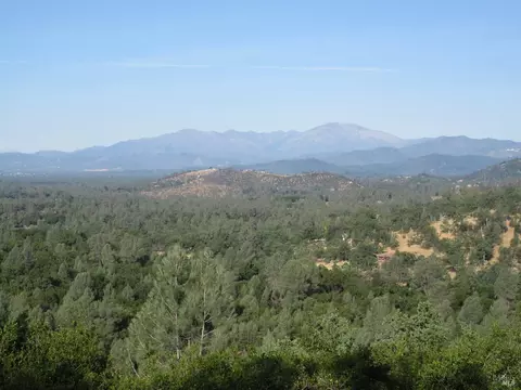 14028 Oscar Pl, Redding, CA 96003