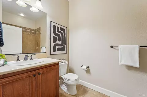 Bath - 1224 Sonata Dr, Vallejo, CA 94591 photo 1 of 3