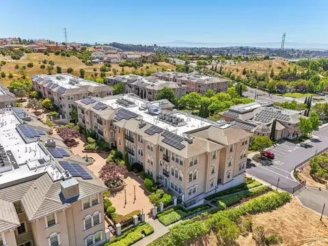 View/Area - 1224 Sonata Dr, Vallejo, CA 94591 photo 6 of 10