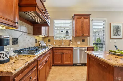 Kitchen - 1224 Sonata Dr, Vallejo, CA 94591 photo 5 of 5
