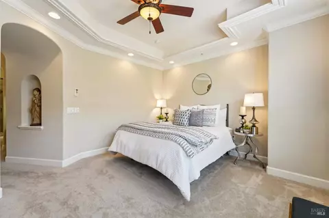 Bedroom - 1224 Sonata Dr, Vallejo, CA 94591 photo 4 of 6