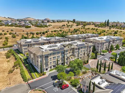 View/Area - 1224 Sonata Dr, Vallejo, CA 94591 photo 4 of 10