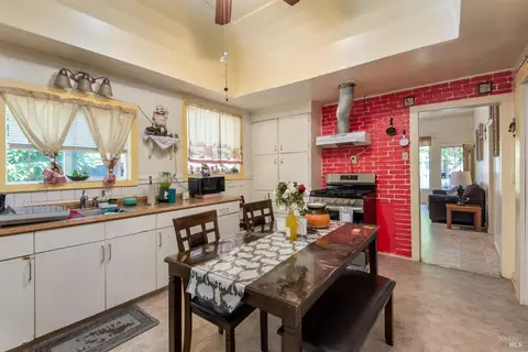 Other - 530 Wall St, Windsor, CA 95492 photo 2 of 9