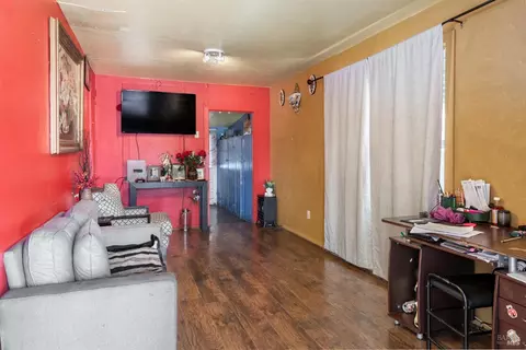 Living - 530 Wall St, Windsor, CA 95492 photo 3 of 3