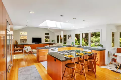 Kitchen - 3 Wainwright Pl, Mill Valley, CA 94941 photo 2 of 11