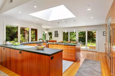 Kitchen - 3 Wainwright Pl, Mill Valley, CA 94941 photo 5 of 11