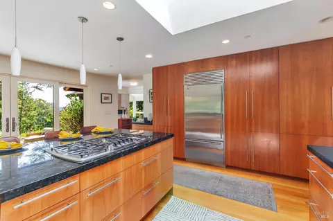 Kitchen - 3 Wainwright Pl, Mill Valley, CA 94941 photo 9 of 11