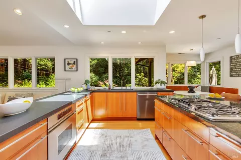 Kitchen - 3 Wainwright Pl, Mill Valley, CA 94941 photo 11 of 11