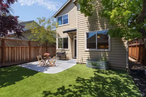 Exterior - 8416 Trione Cir, Windsor, CA 95492 photo 5 of 5