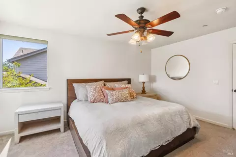 Bedroom - 8416 Trione Cir, Windsor, CA 95492 photo 2 of 5