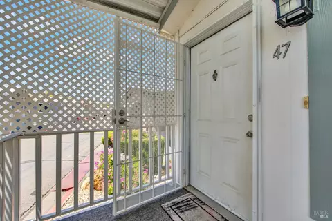 47 Lemon Tree Cir, Vacaville, CA 95687 photo 24